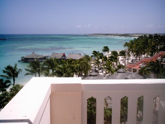 Playa Linda Beach Resort