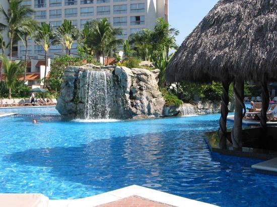 Sheraton Buganvillia Resort (Click here to learn more....)